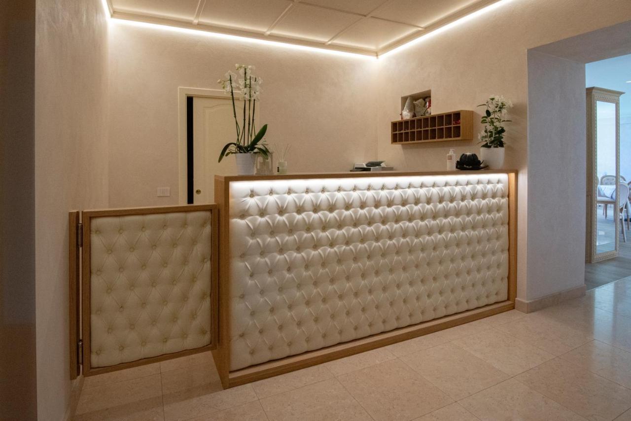 Villa Ciardi Wellness Hotel & Ristorante 阿西阿高 外观 照片